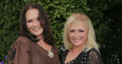 София и Аурика Ротару