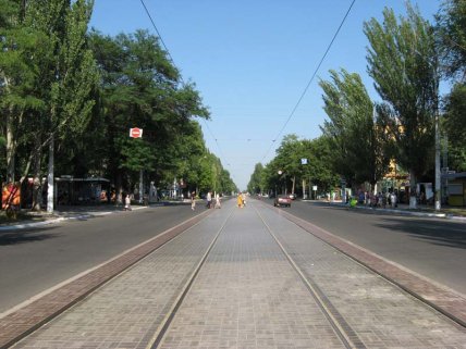 Вулиця Азовстальська до повномасштабного вторгненння