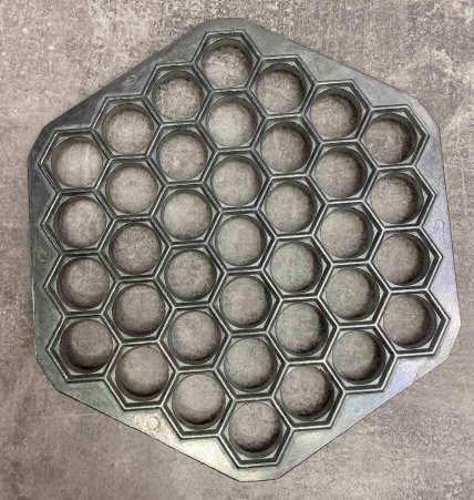 Чому пельменниця з СРСР кращя за пластмасову