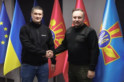 Міністр оборони України Михайло Федоров та Сергій Бескрестнов