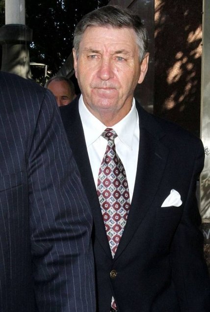 Отец Бритни Спирс запретил строить дочери новые отношения