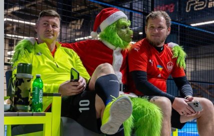 Олександр Алієв та Артем Мілевський зробили фото з Грінчем