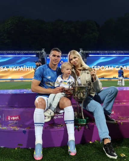 Александр Тымчик с семьей