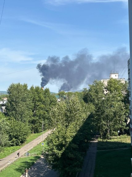 В Комсомольську-на-Амурі горить НПЗ