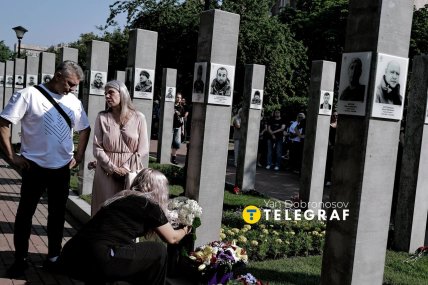 В Деснянском районе открыли Аллею Героев