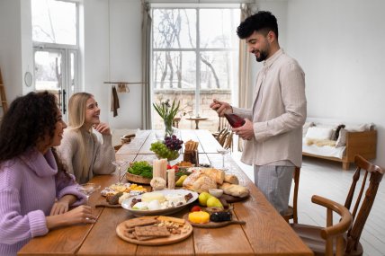 обед с друзьями