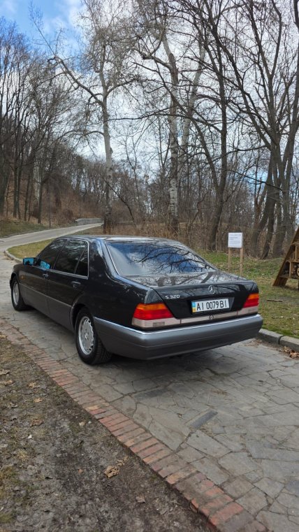 Mercedes-Benz S320 Long. Фото - Roma Urraco
