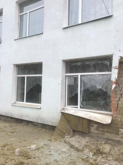 Обстрел детсада в Станице Луганской 16 февраля