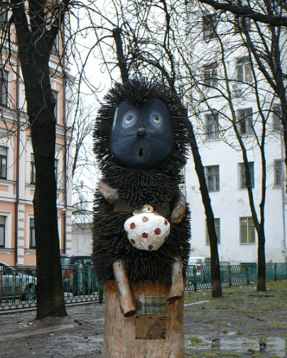 Скульптура "Ежик в тумане" в Киеве
