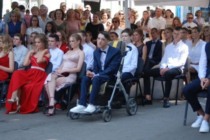 Второй школой Володи Дорощука стало обычное учебное заведение