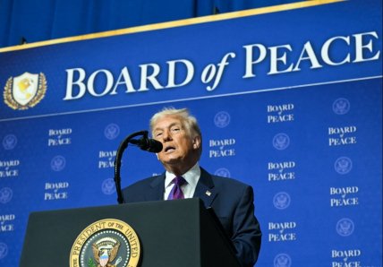 Дональд Трамп під час виступу на Раді миру 19.02.2026