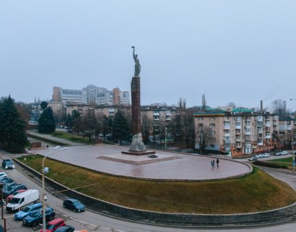 Як виглядає пам’ятник Слави у Дніпрі