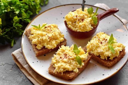 Самый простой и вкусный вариант завтрака