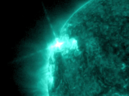 Спалах на Сонці 4 листопада 2025