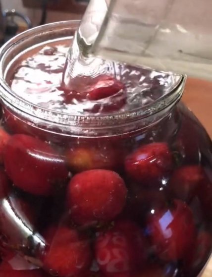 Приготовление компота на зиму