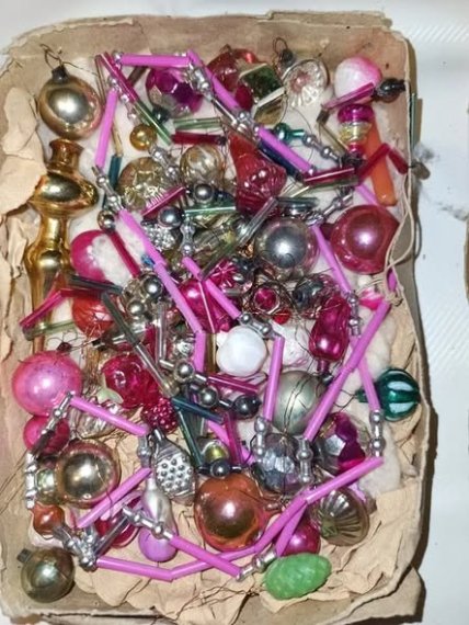 фабрика ялинкових прикрас