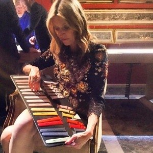 Apple представила эксклюзивную коллекцию ремешков для Apple Watch