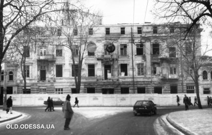 Дом Маюрова при разборе