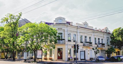 Hotel 52 на улице Европейской в Одессе