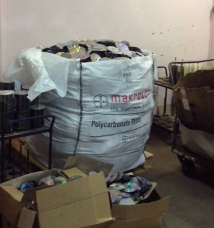 В Киеве изъяли 170 тысяч пиратских дисков