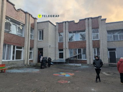 Будівля, пошкоджена внаслідок атаки РФ на Тернопіль 19 листопада