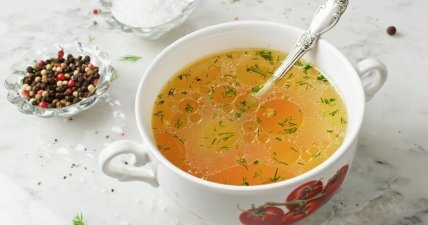 Чудовий рецепт домашнього бульйону