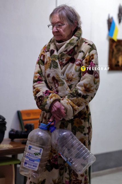 Як живе будинок-ромашка на Оболоні без води