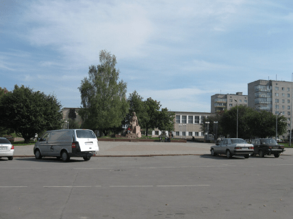 Площа Лесі Українки у Звягелі
