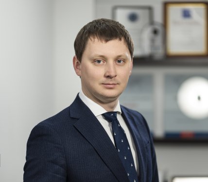 Денис Шкаровський