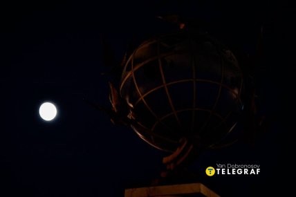 майдан глобус