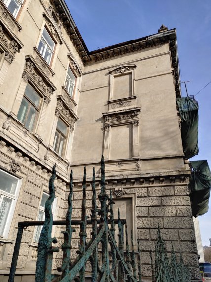 Памятник архитектуры во Львове дом на улице Тершаковцев