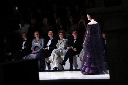 Софі Лорен, показ Армані у Венеції 2023