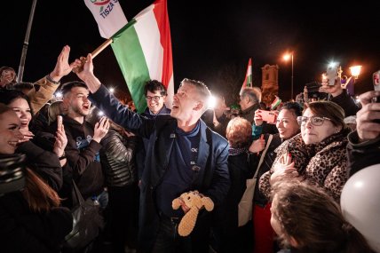 Петер Мадяр на предвыборном митинге 10.04.2026