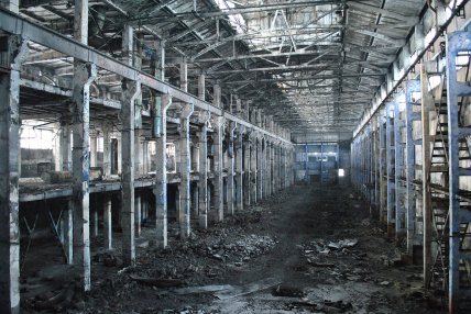 Порожній цех підготовки сировини