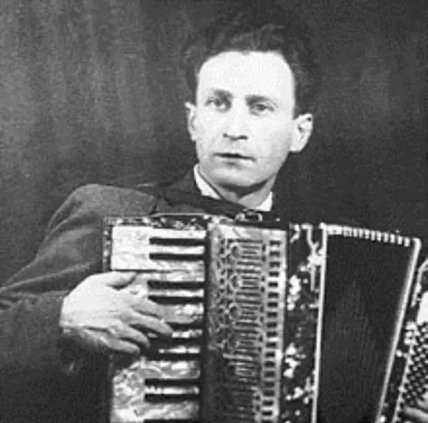 Хто може бути біологічним батьком Пугачової