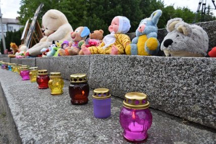 Мемориал погибшим в ходе войны детей в Украине