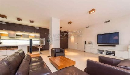 Оренда квартири на Грушевського, 9А