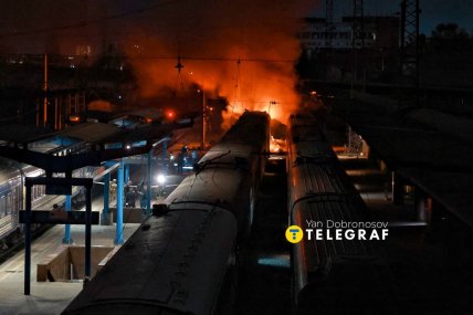 Наслідки удару по залізничному вокзалу у Дніпрі. Фото: Ян Доброносов "Телеграф"