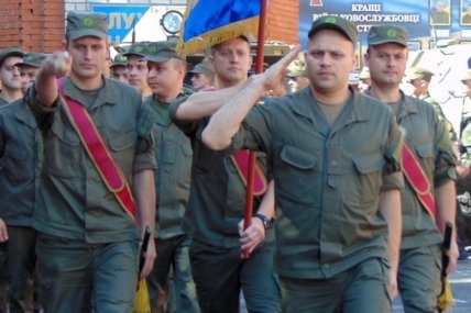 Нацгвардейцы в трех городах приняли присягу