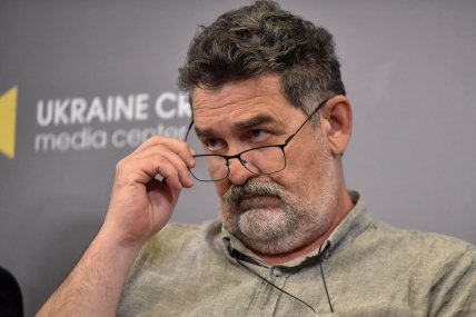 Игорь Семиволос