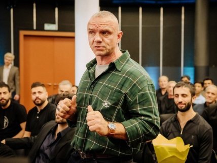 Владимир Епифанцев