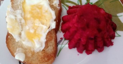 Красное картофельное пюре