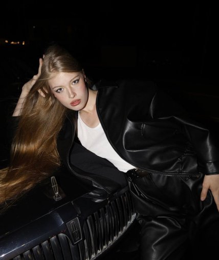 Як виглядає трансгендерна дочка Ілона Маска