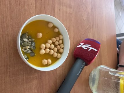 Школьный обед в Польше – тыквенный суп