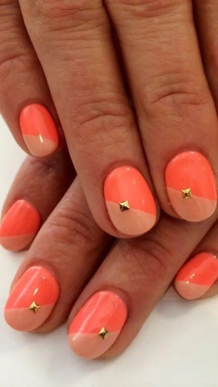 Маникюр на короткие ногти 2023