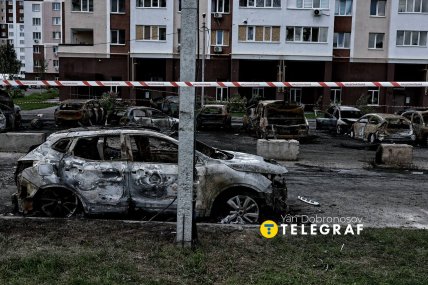 Знищений автомобіль. Фото: Ян Доброносов "Телеграф"
