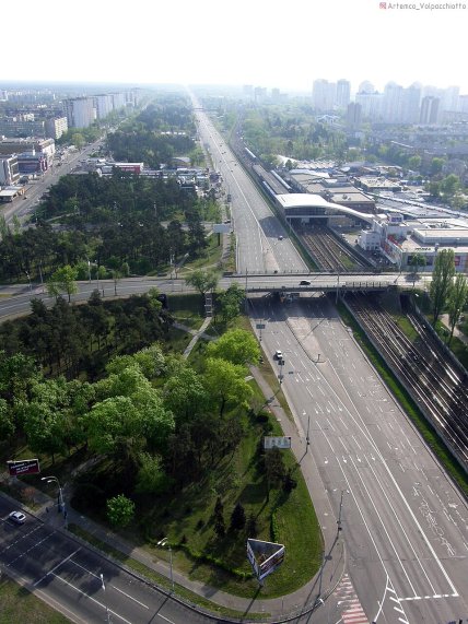 Броварской проспект в Киеве