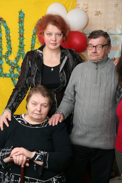 Михаил Жизневский родители Ольга Николайчик