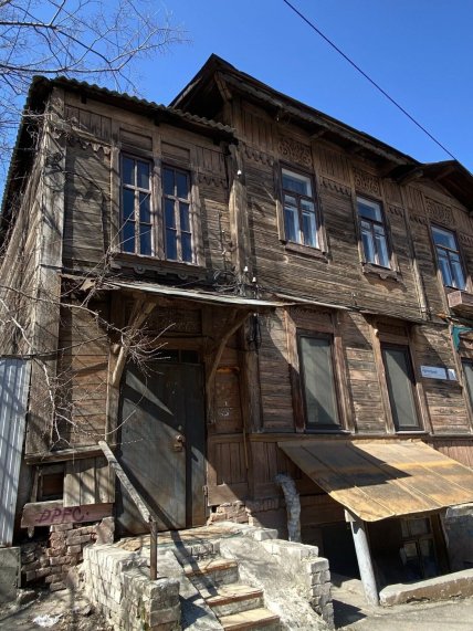 Крутогірному узвозі, 5 у Дніпрі старий будинок