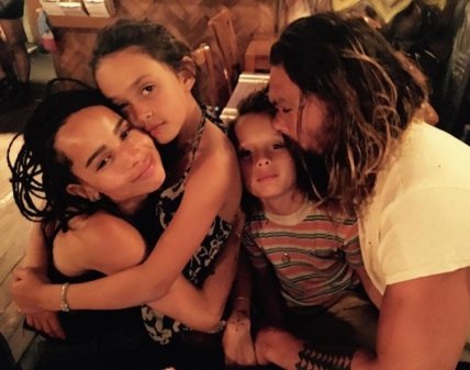 Джейсон Момоа с семьей